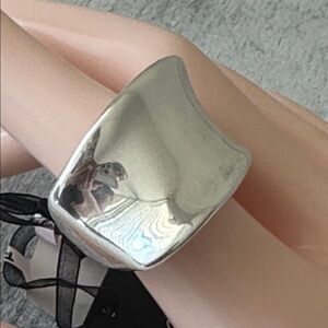 ! E&L Sterling Silver Electroform Ring Asymmetrical Curve On Top Sz. 8